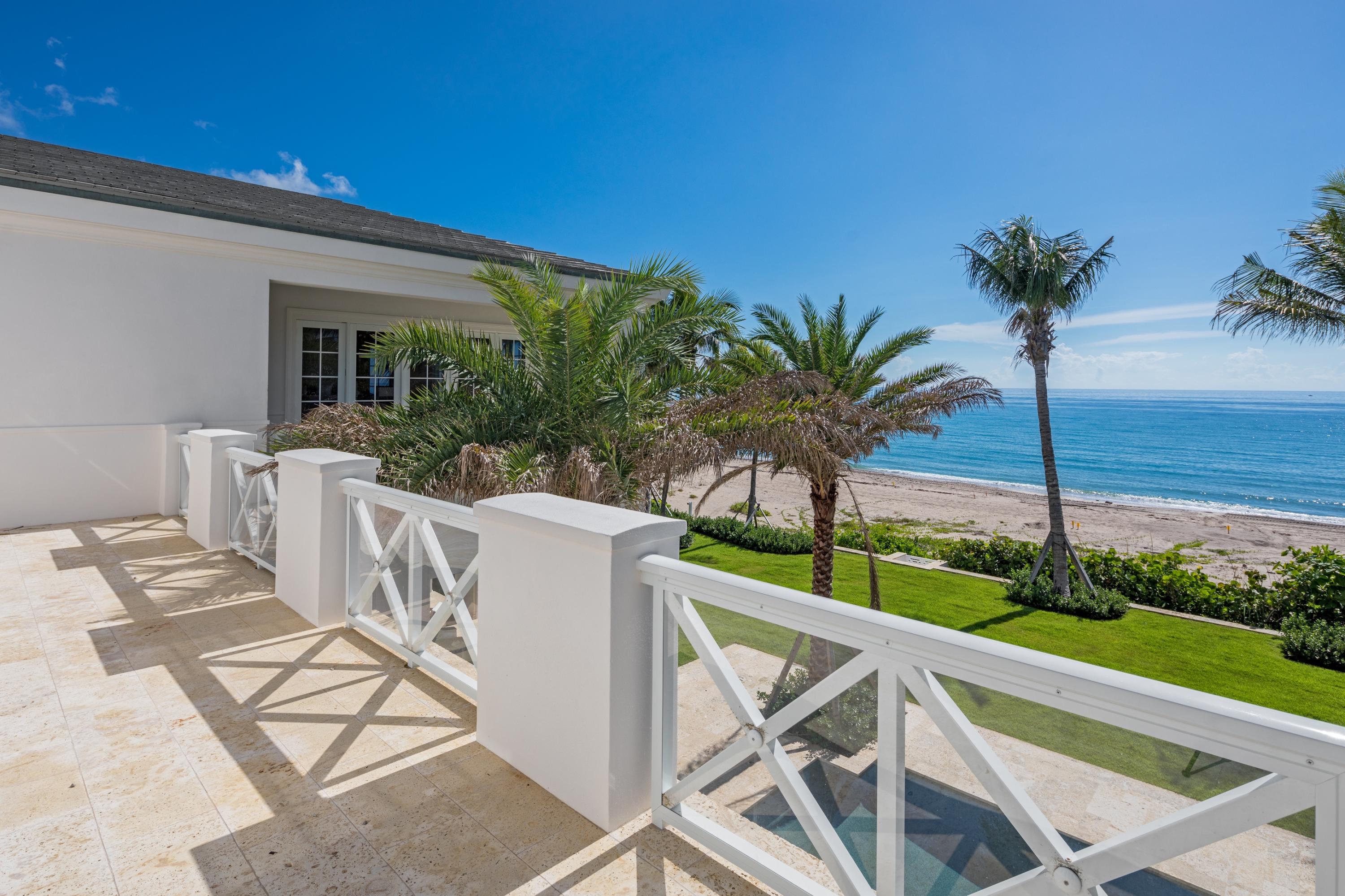 M M W BEACHHOUSE LOT PL - Residential