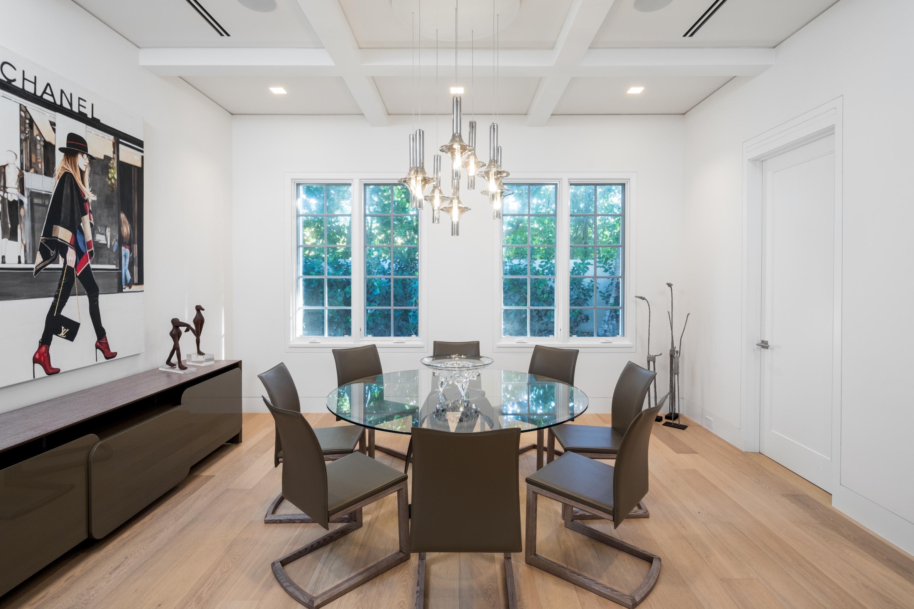 M M W BEACHHOUSE LOT PL - Residential