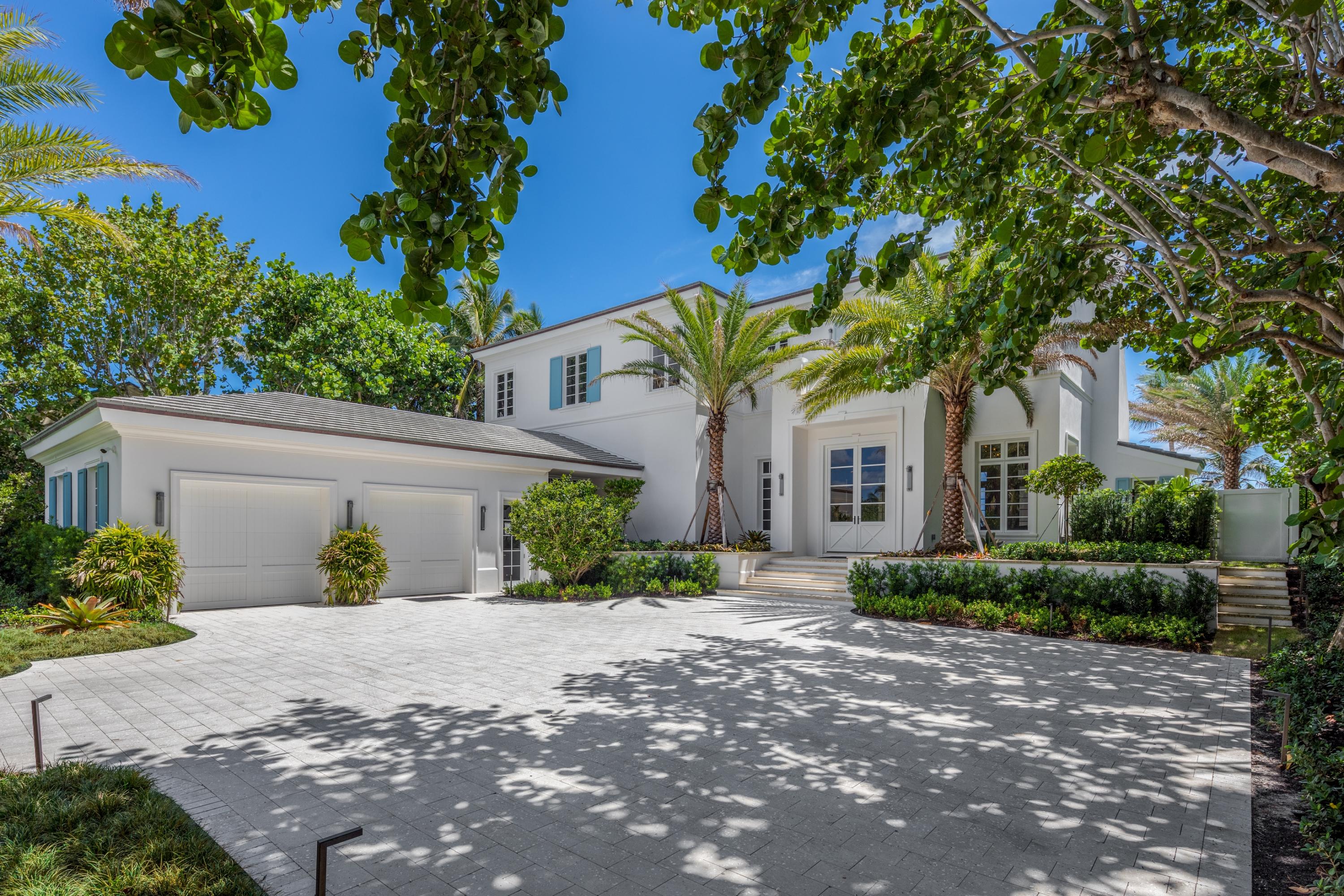 M M W BEACHHOUSE LOT PL - Residential