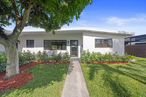 315 E Jasmine Dr West Palm Beach FL 33403