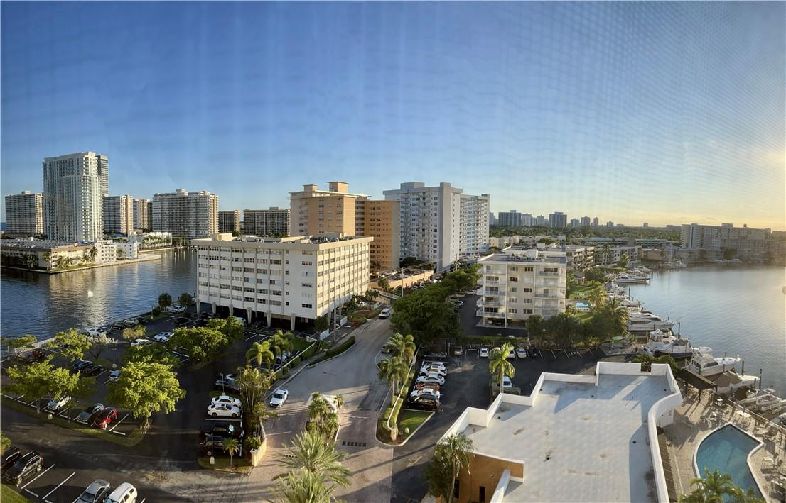 Lake Point Tower Condo - Residential