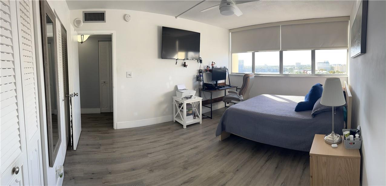 Lake Point Tower Condo - Residential