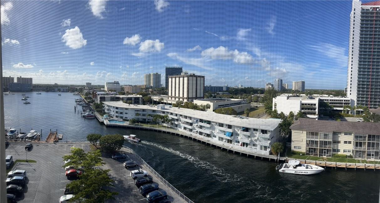 Lake Point Tower Condo - Residential