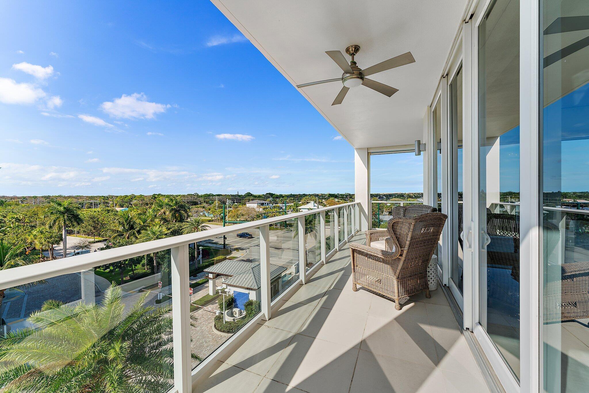 AZURE CONDO - Residential