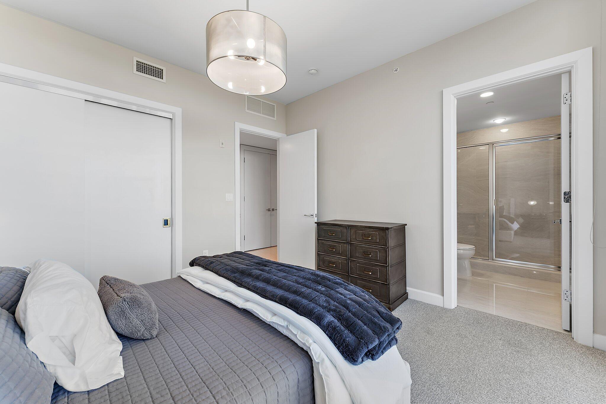 AZURE CONDO - Residential