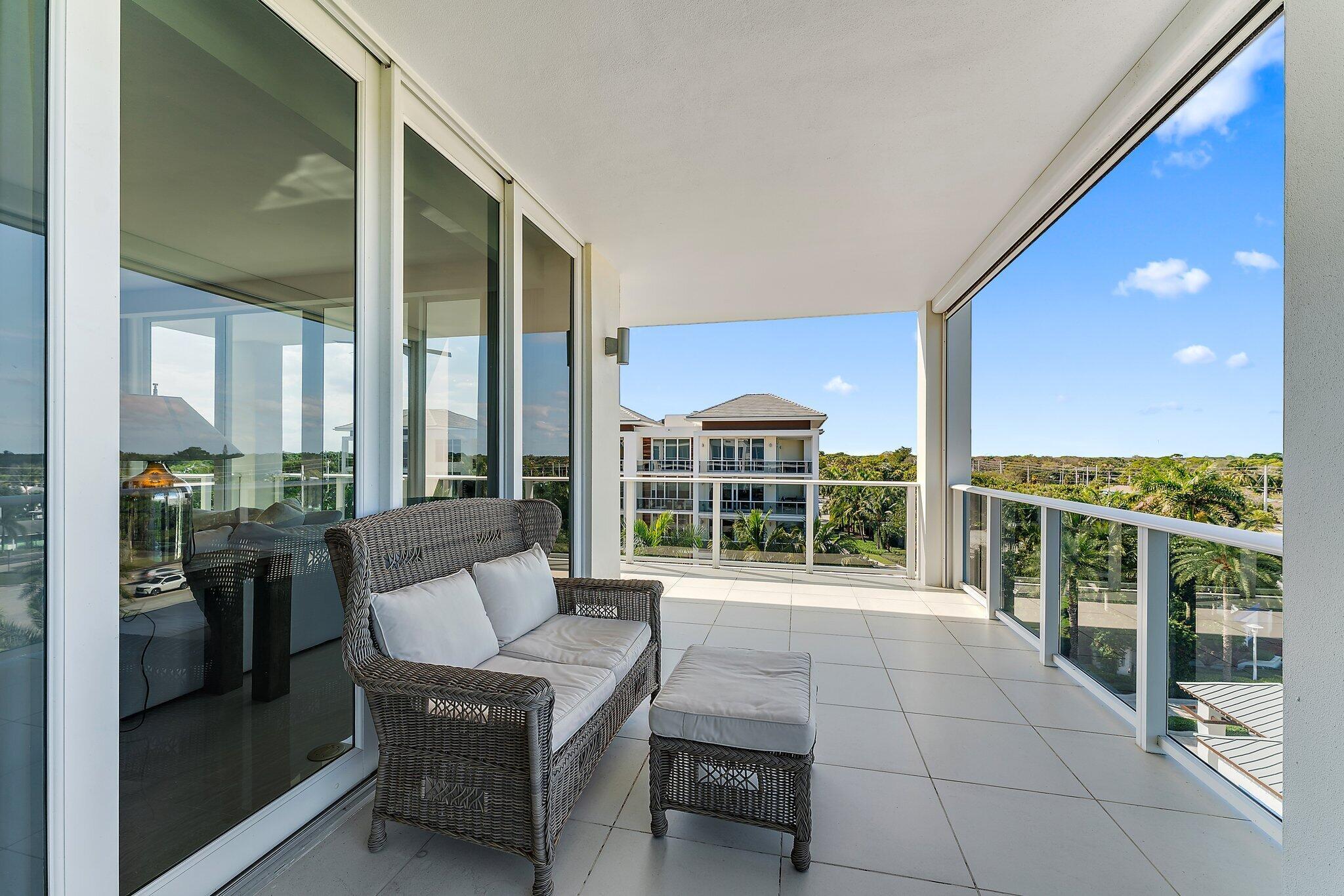 AZURE CONDO - Residential