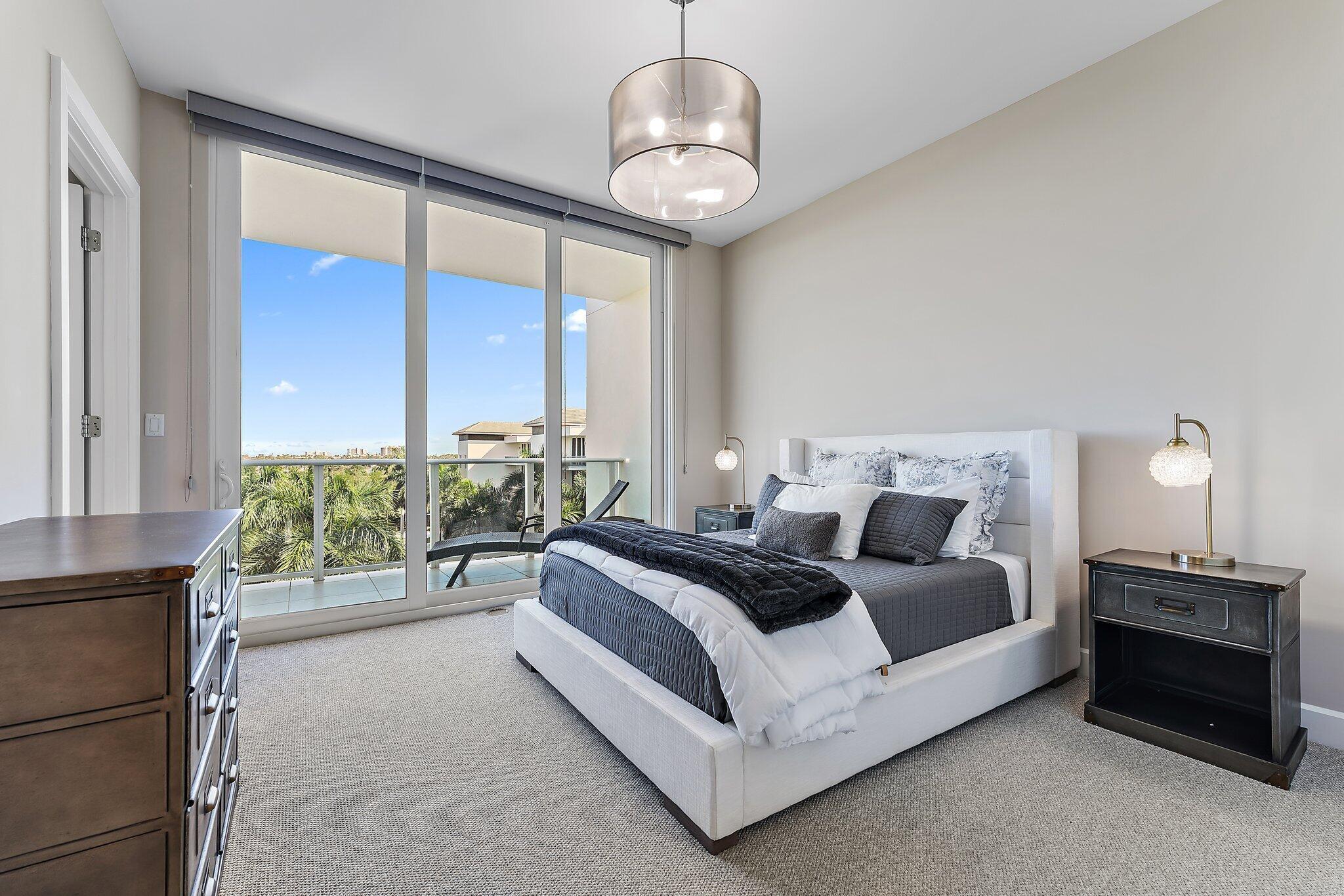 AZURE CONDO - Residential