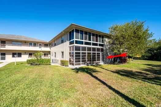 VISTA ST LUCIE BUILDINGS 9 THRU 20 - Residential