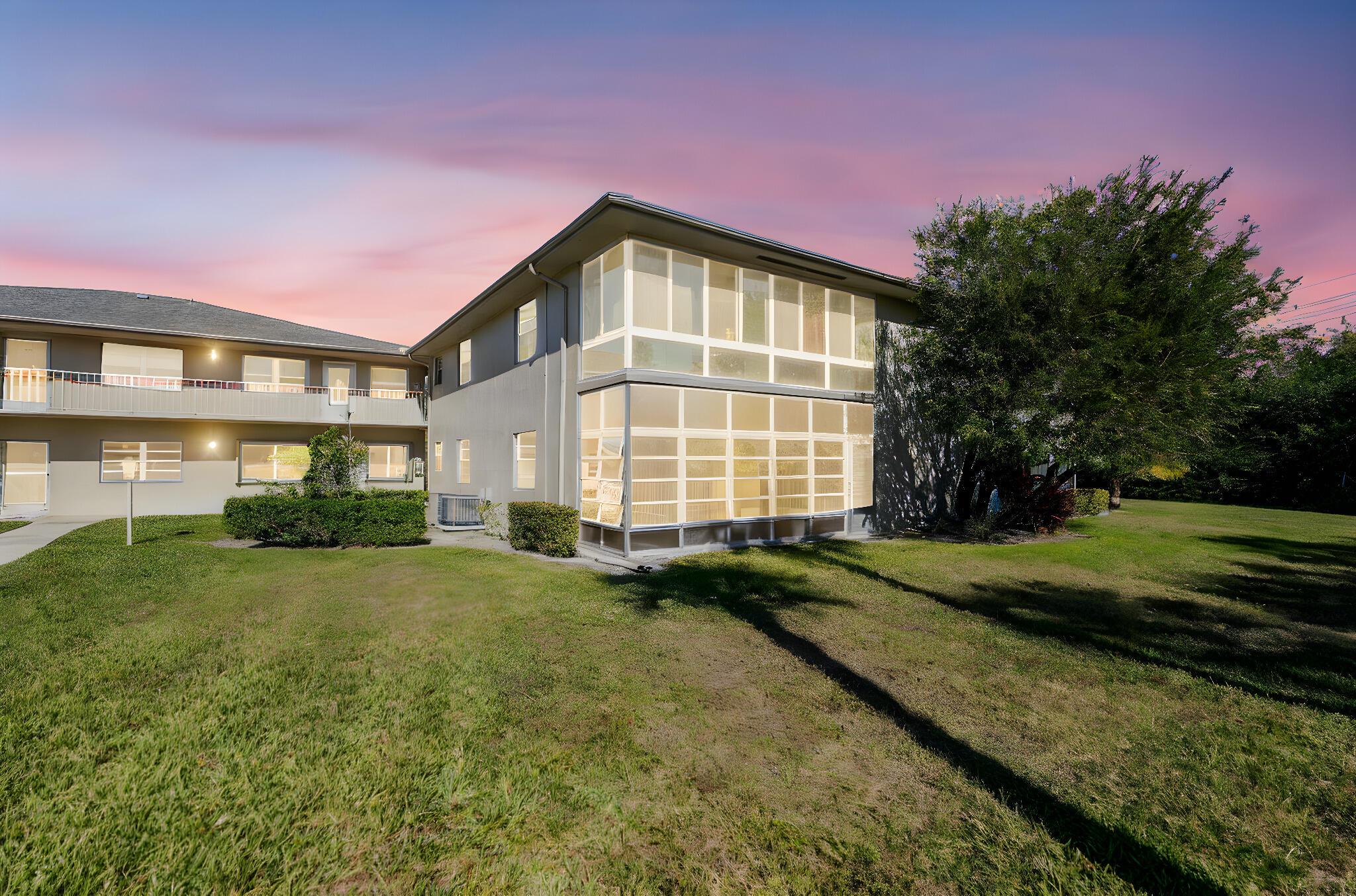 VISTA ST LUCIE BUILDINGS - Residential