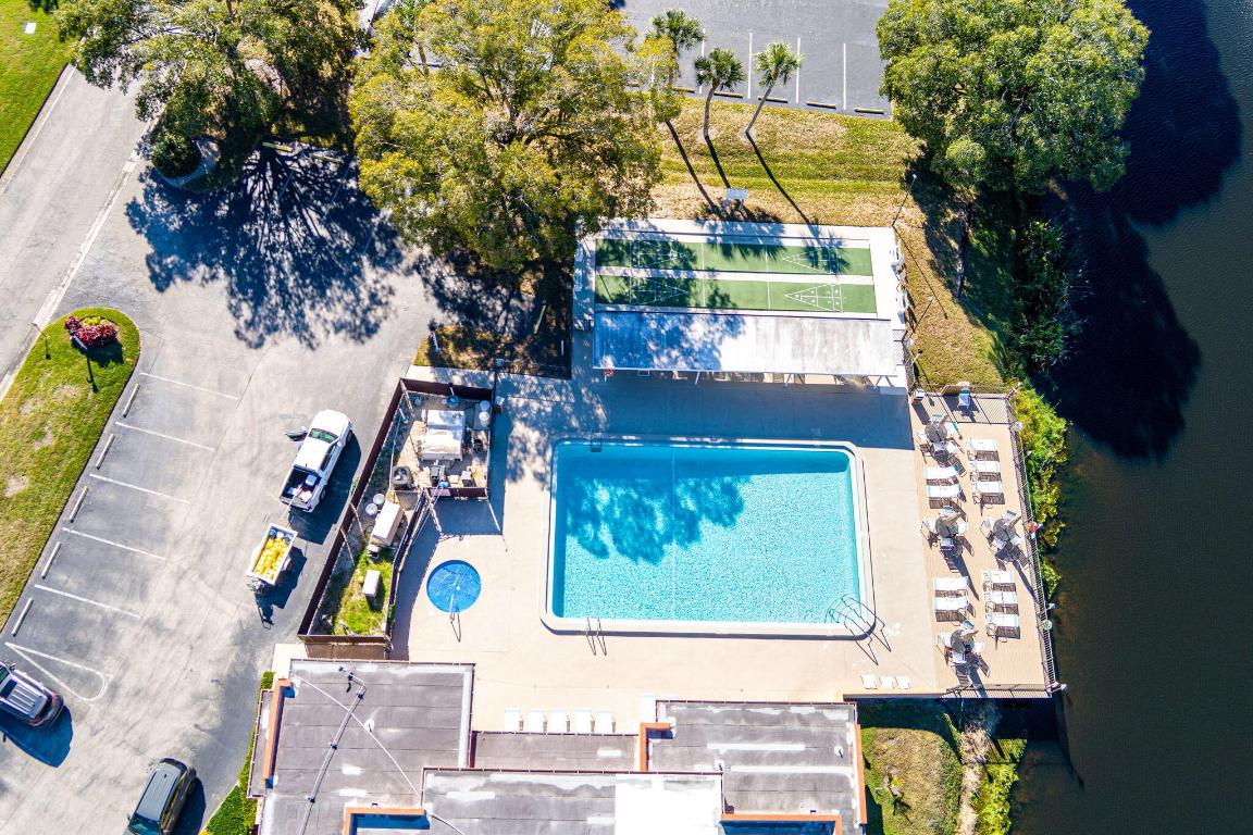 VISTA ST LUCIE BUILDINGS 9 THRU 20 - Residential