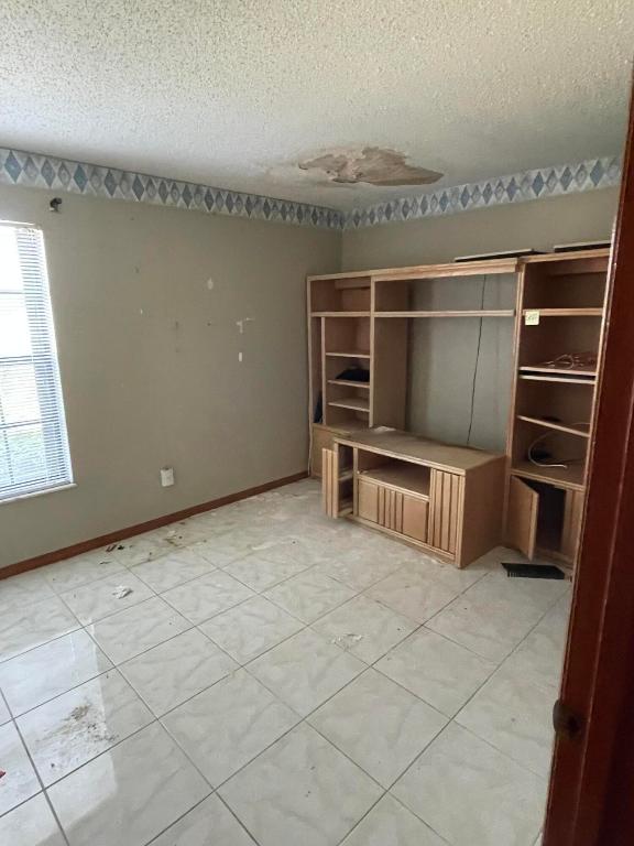 PORT ST LUCIE SECTION 24 - Residential