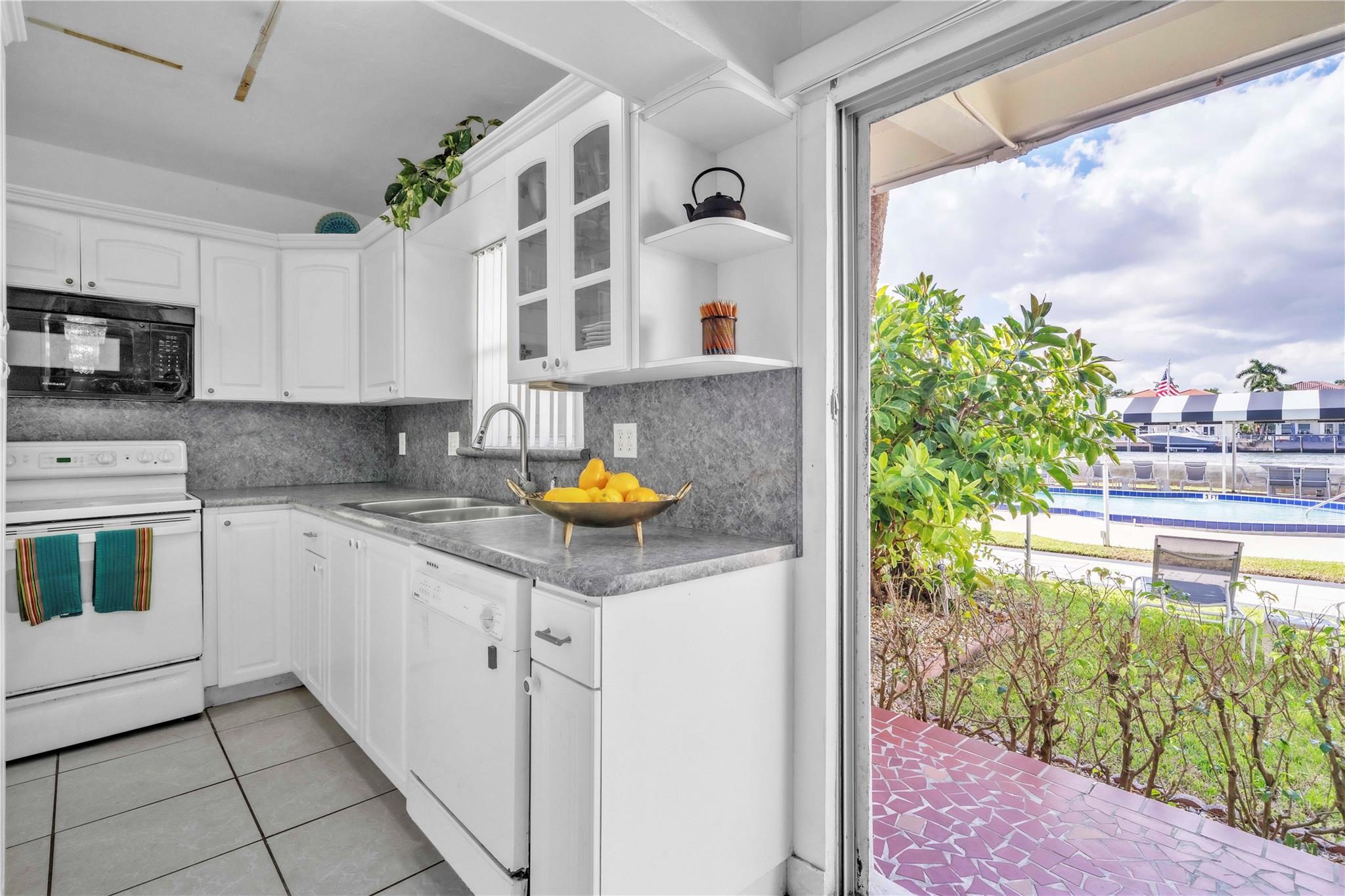 Twelve Pillars - Residential