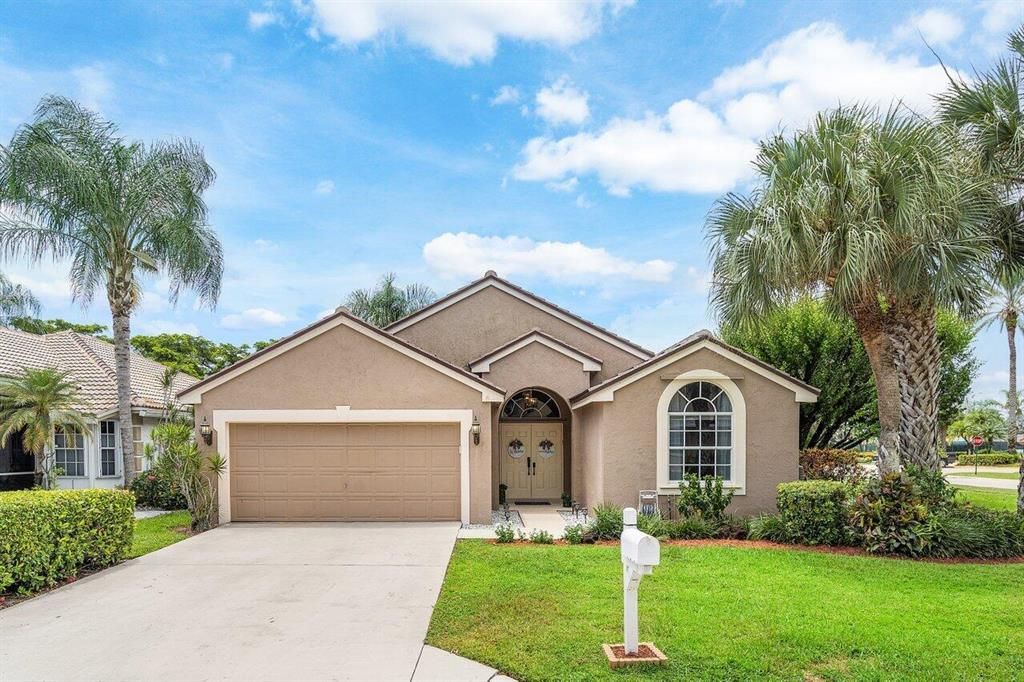 Photo of 7502 Ironbridge Circle, Delray Beach, FL 33446 (MLS # R10822123)