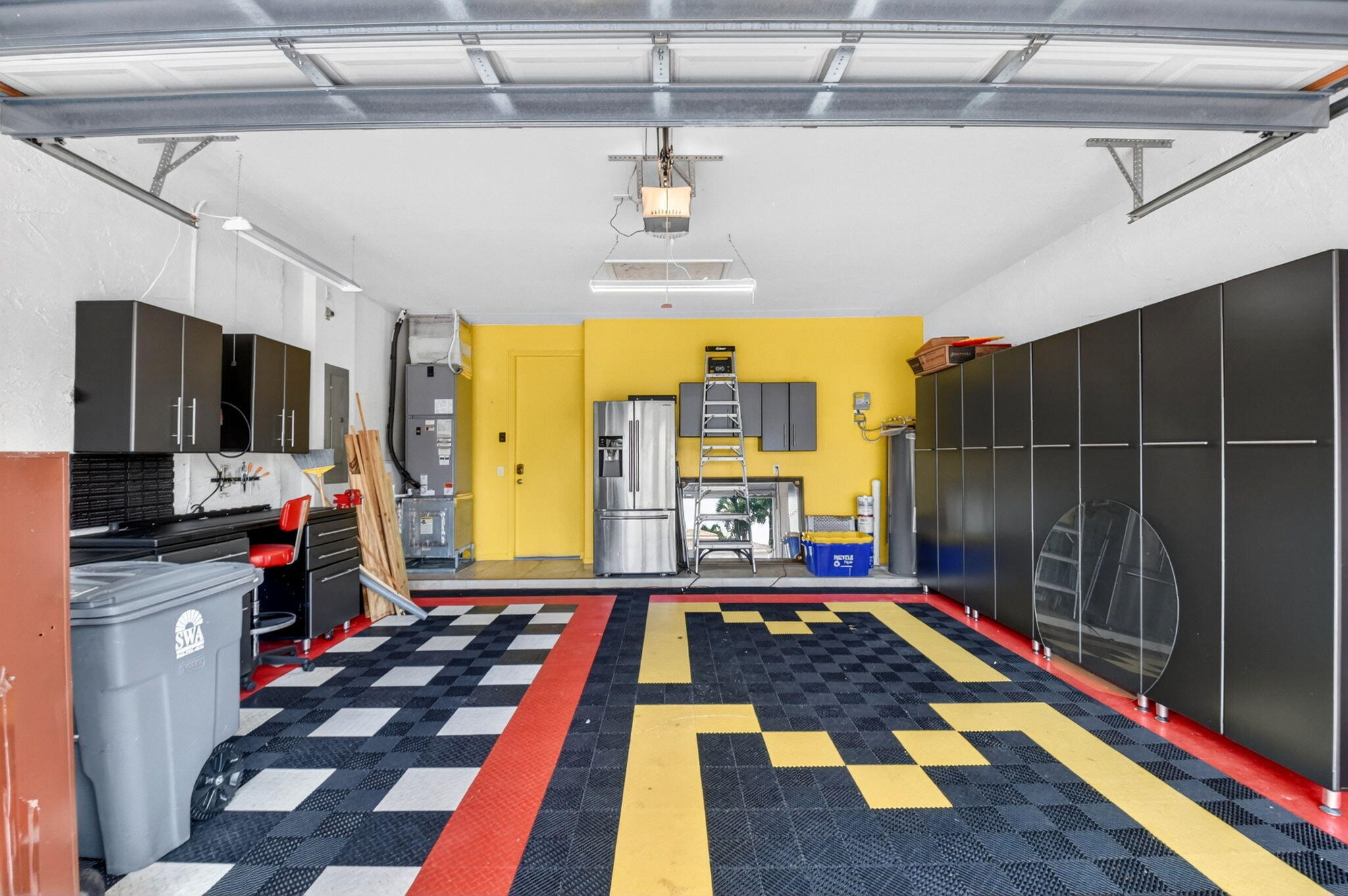 VALENCIA PALMS 6 - Residential Lease