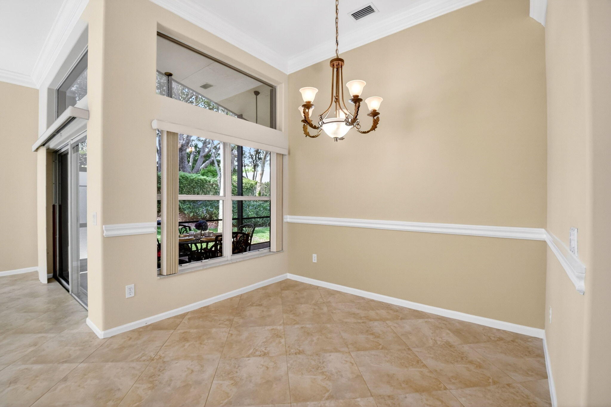 VALENCIA PALMS 6 - Residential Lease
