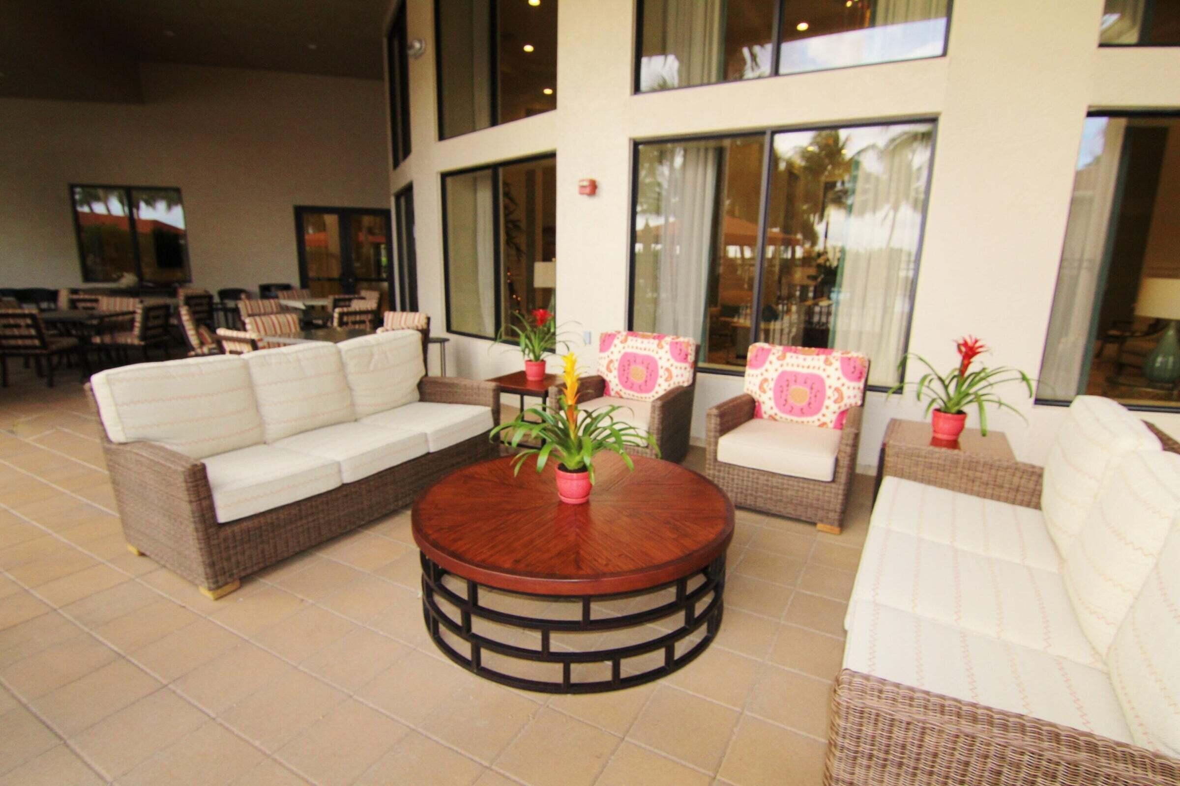 VALENCIA PALMS 6 - Residential Lease