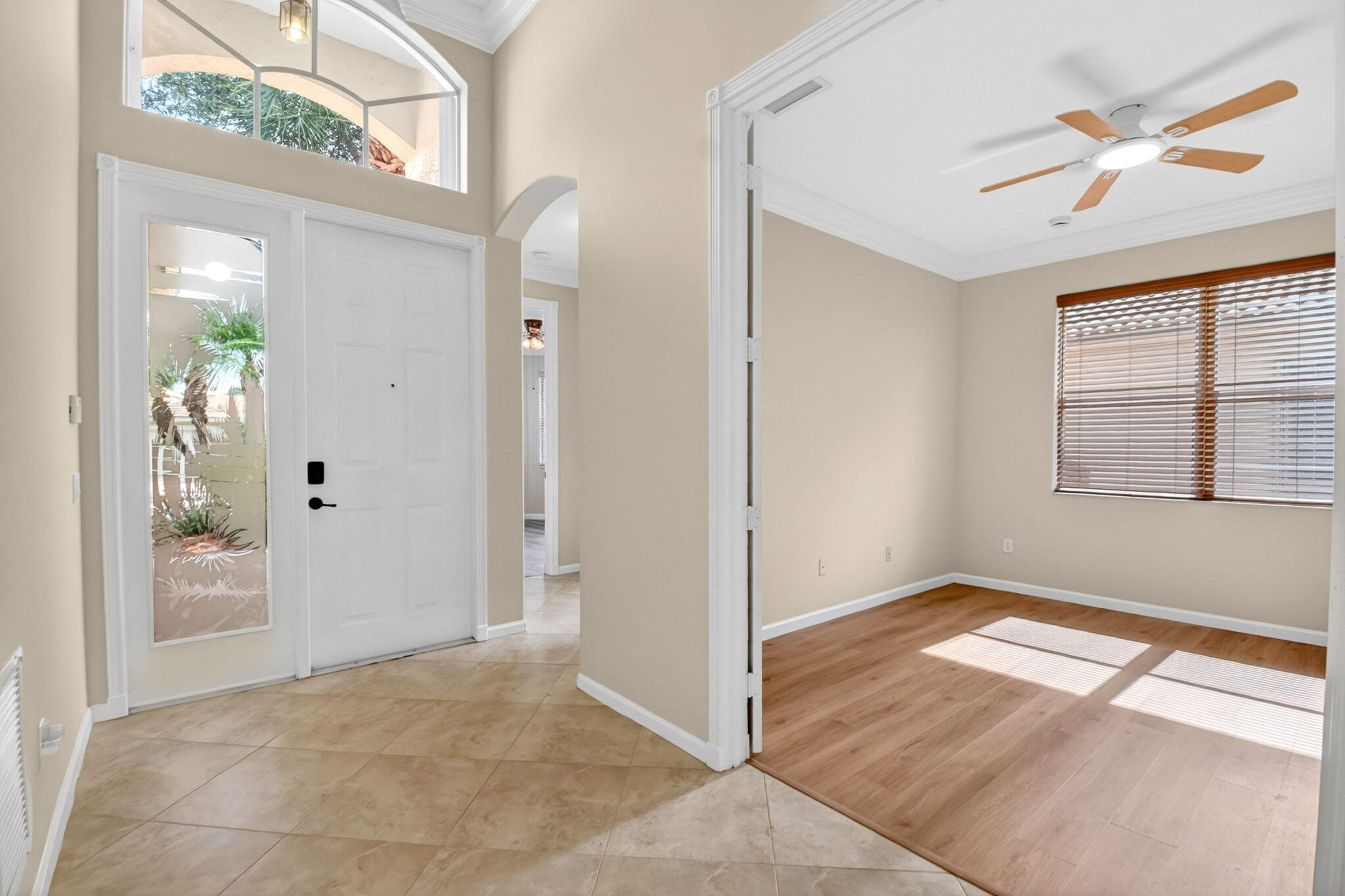 VALENCIA PALMS 6 - Residential Lease