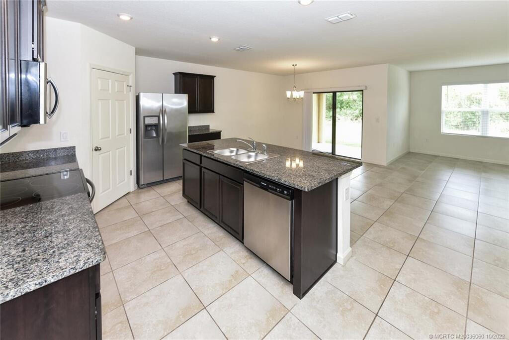 THE PRESERVE AT ST. ANDREWS - Residential Lease