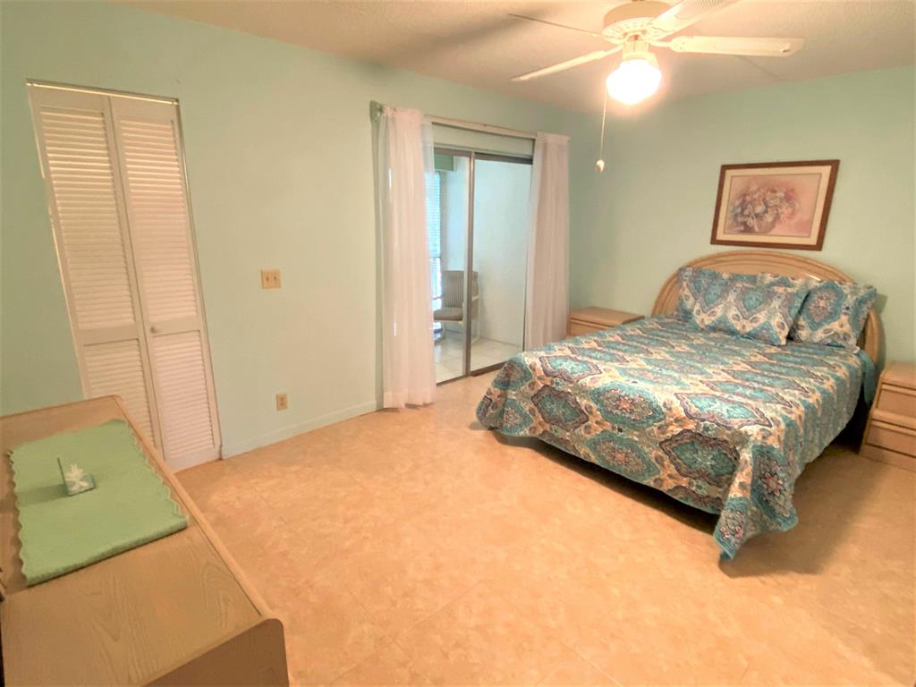 VILLAGE GREEN KENSINGTON CONDO - Residential