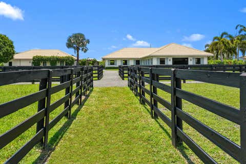 Tiny photo for 15590 SEA MIST Lane, Wellington, FL 33414 (MLS # B26053925)