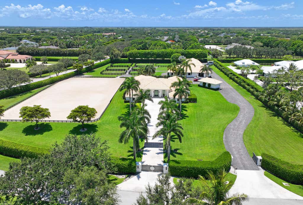 Photo of 15590 SEA MIST Lane, Wellington, FL 33414 (MLS # B26053925)