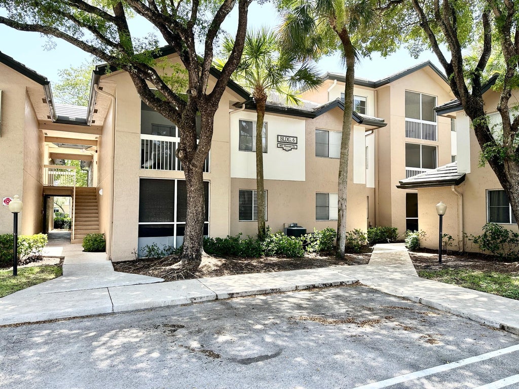 Photo of 9877 Westview Drive #623, Coral Springs, FL 33076 (MLS # B26050688)