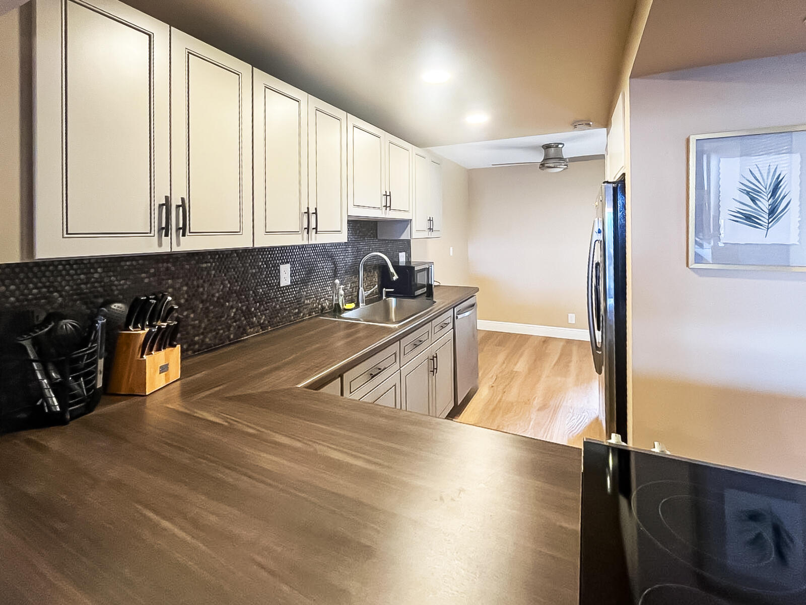 BOCA BAYOU CONDO - Residential Lease