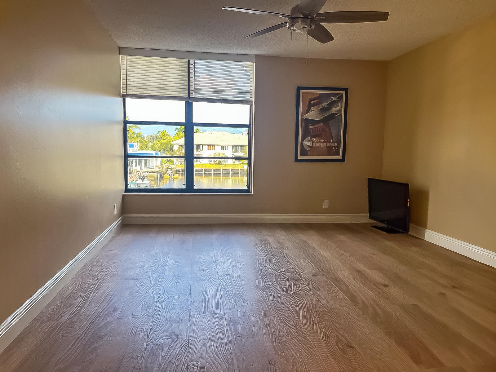 BOCA BAYOU CONDO - Residential Lease