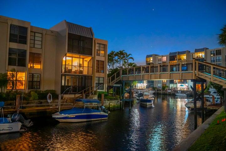 BOCA BAYOU CONDO - Residential Lease