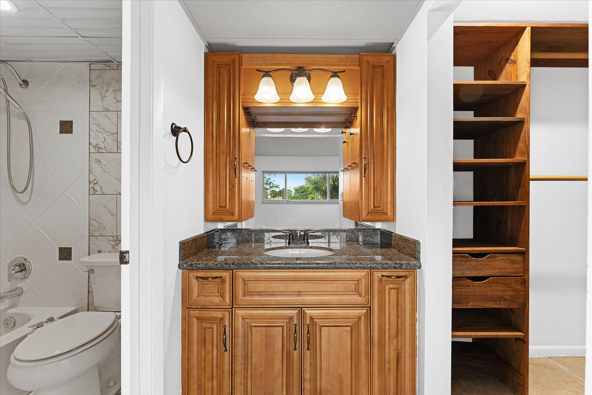 ORIOLE GOLF & TENNIS CLUB CONDO - Residential