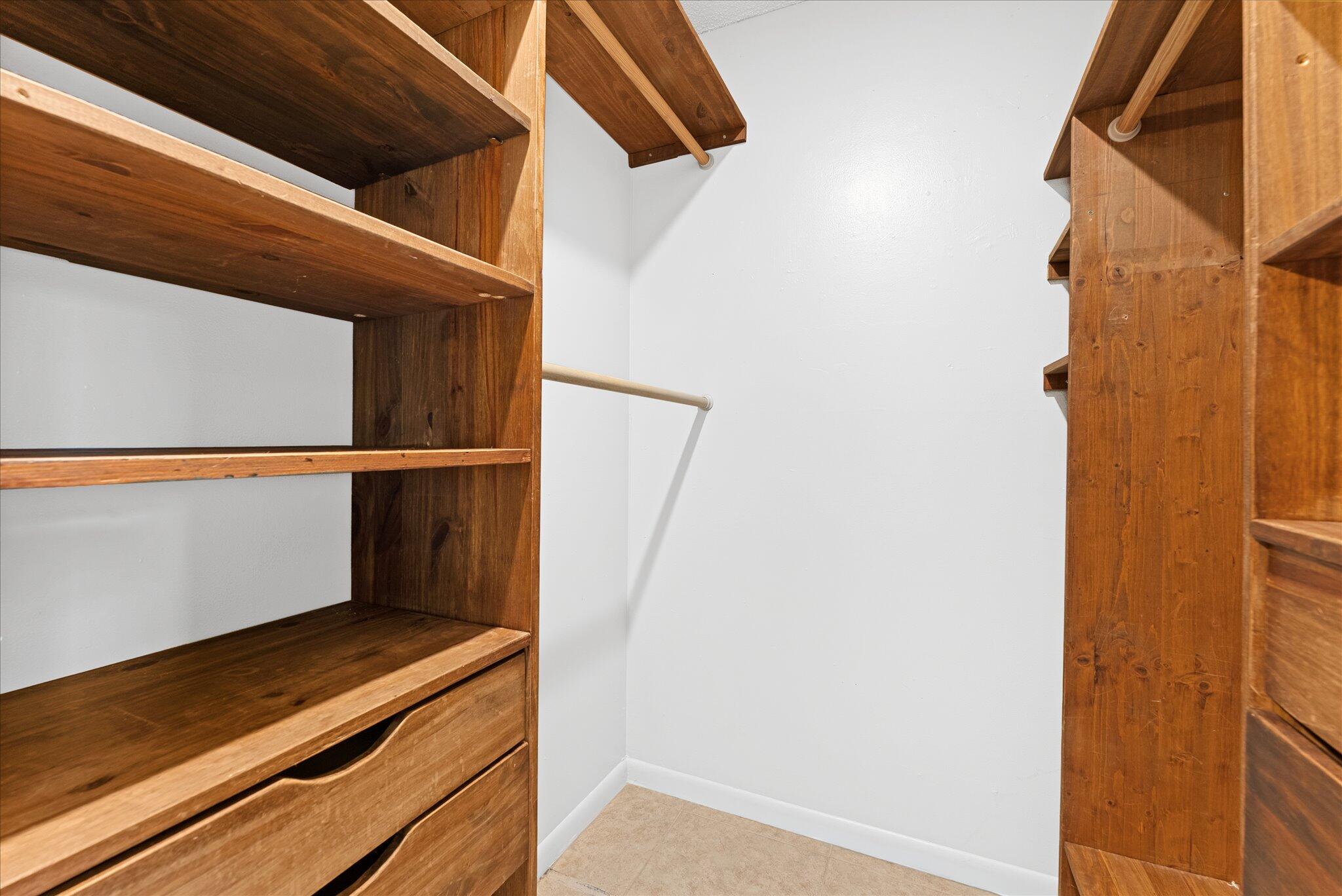 ORIOLE GOLF & TENNIS CLUB CONDO - Residential