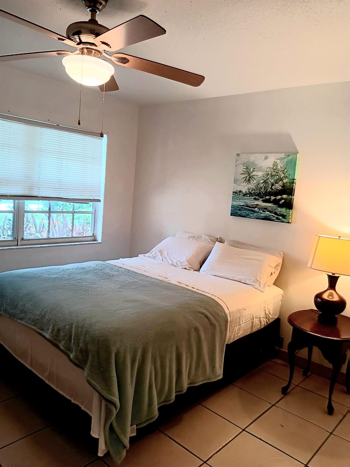 SOUTH SHORE 1 OF WELLINGT - Residential Lease