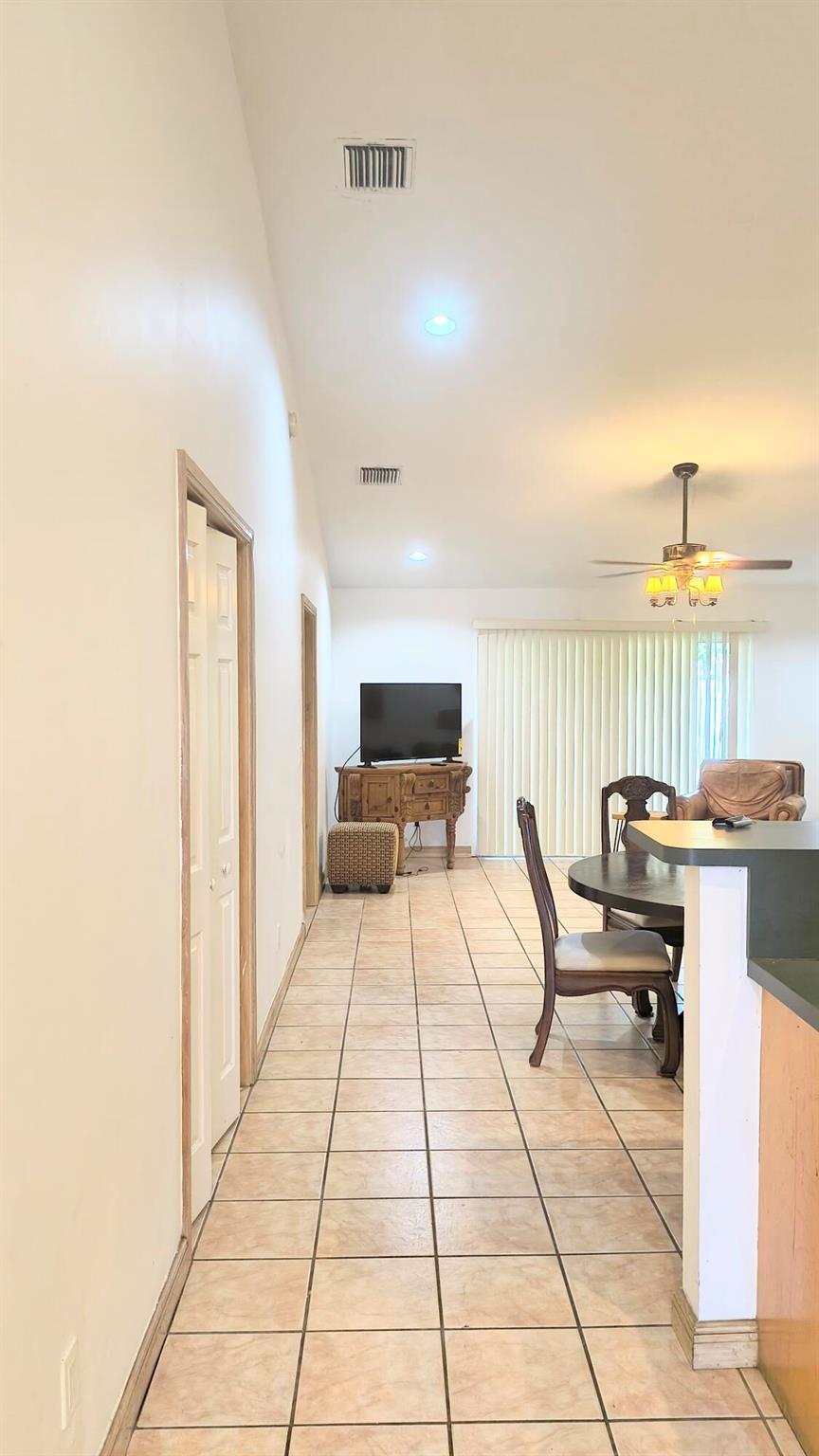 SOUTH SHORE 1 OF WELLINGT - Residential Lease