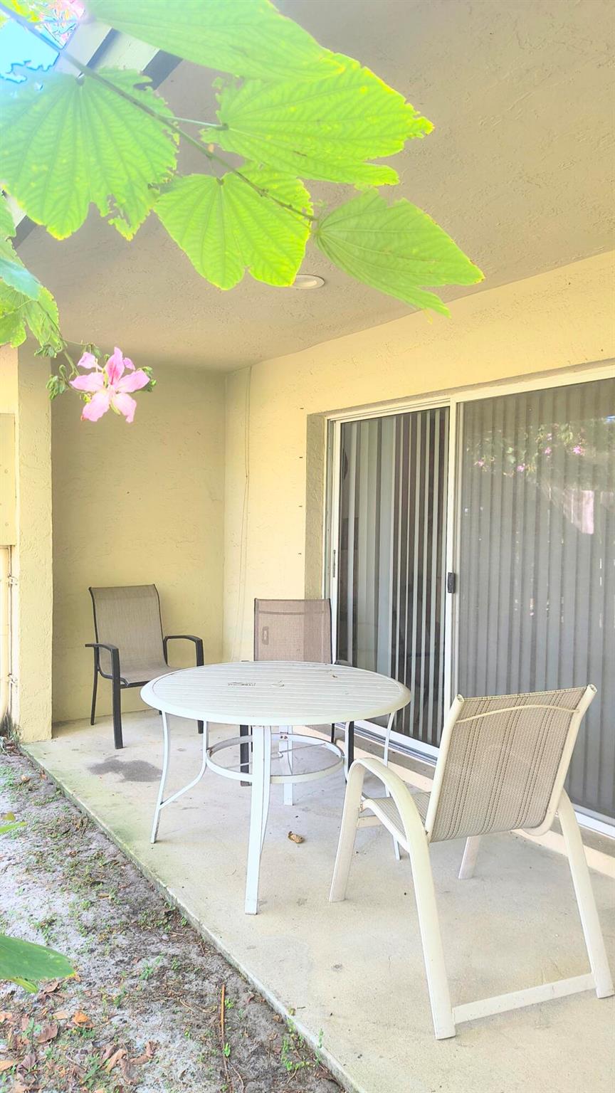 SOUTH SHORE 1 OF WELLINGT - Residential Lease