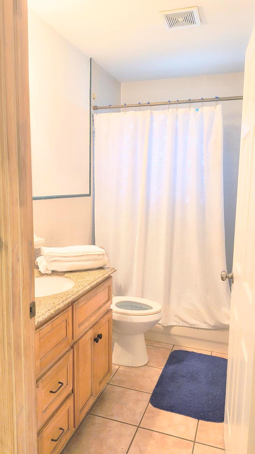 SOUTH SHORE 1 OF WELLINGT - Residential Lease