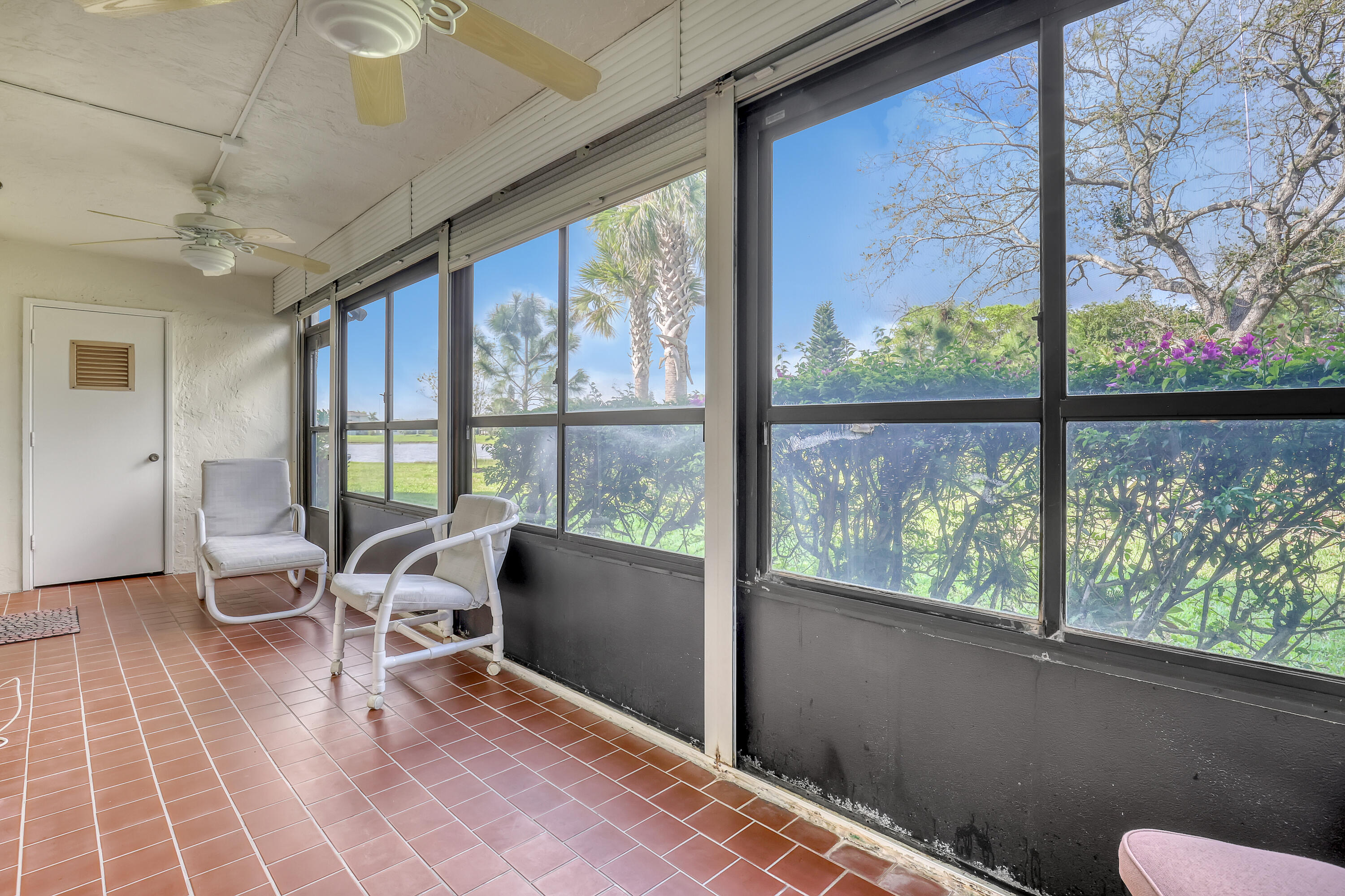 PALM GREENS AT VILLA DEL RAY CONDO - Residential