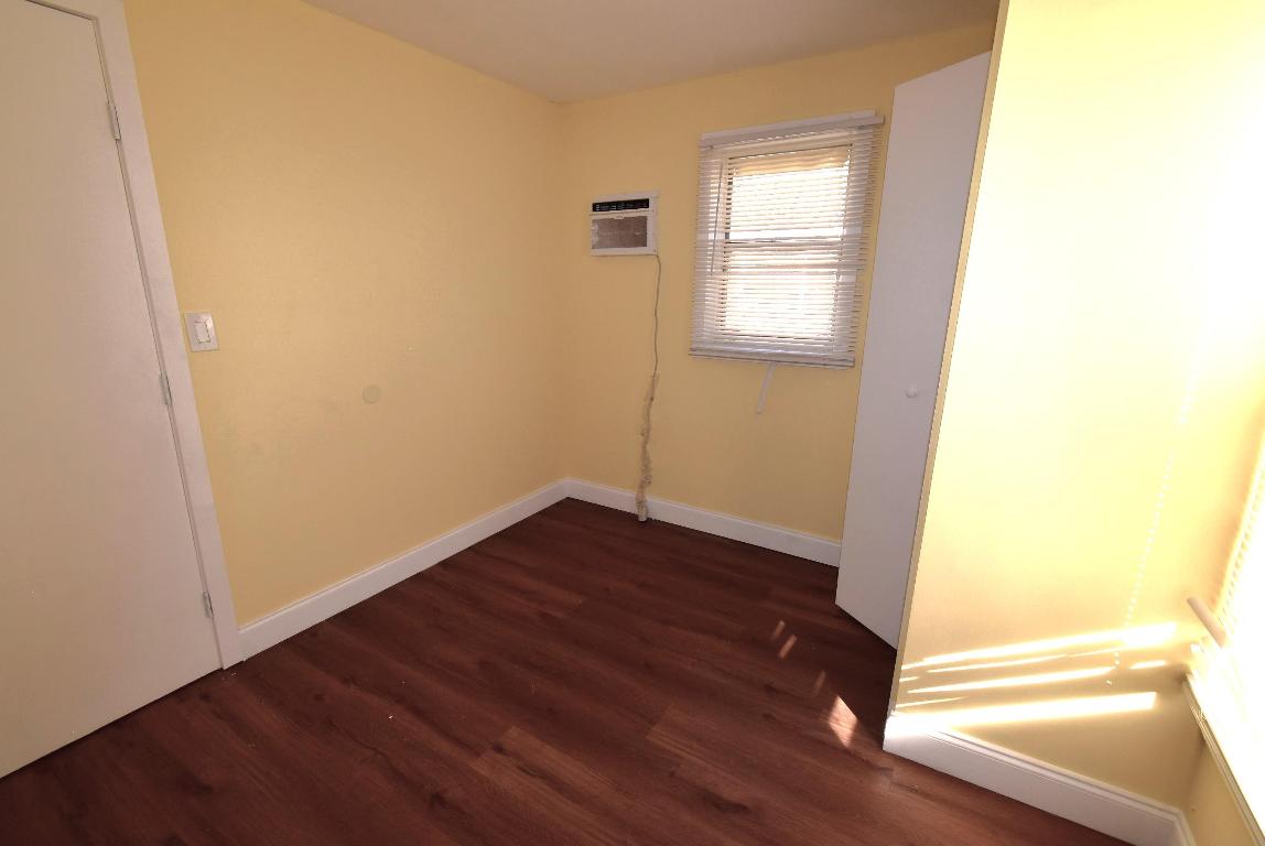 EMANCIPATION PARK - Residential Lease