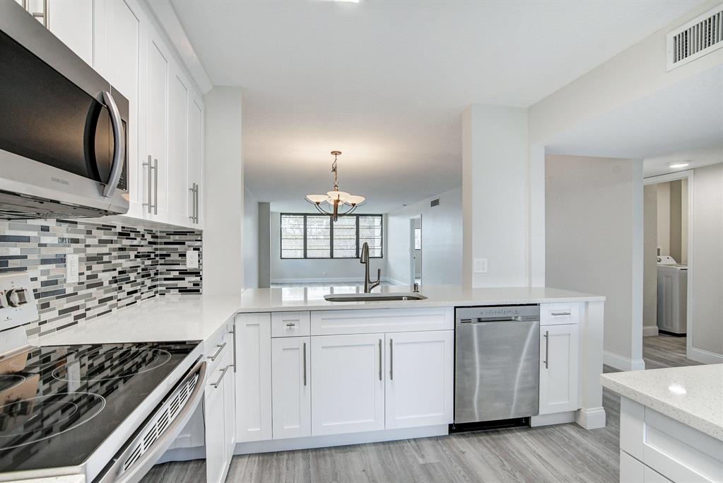 LAKES OF DELRAY - Residential