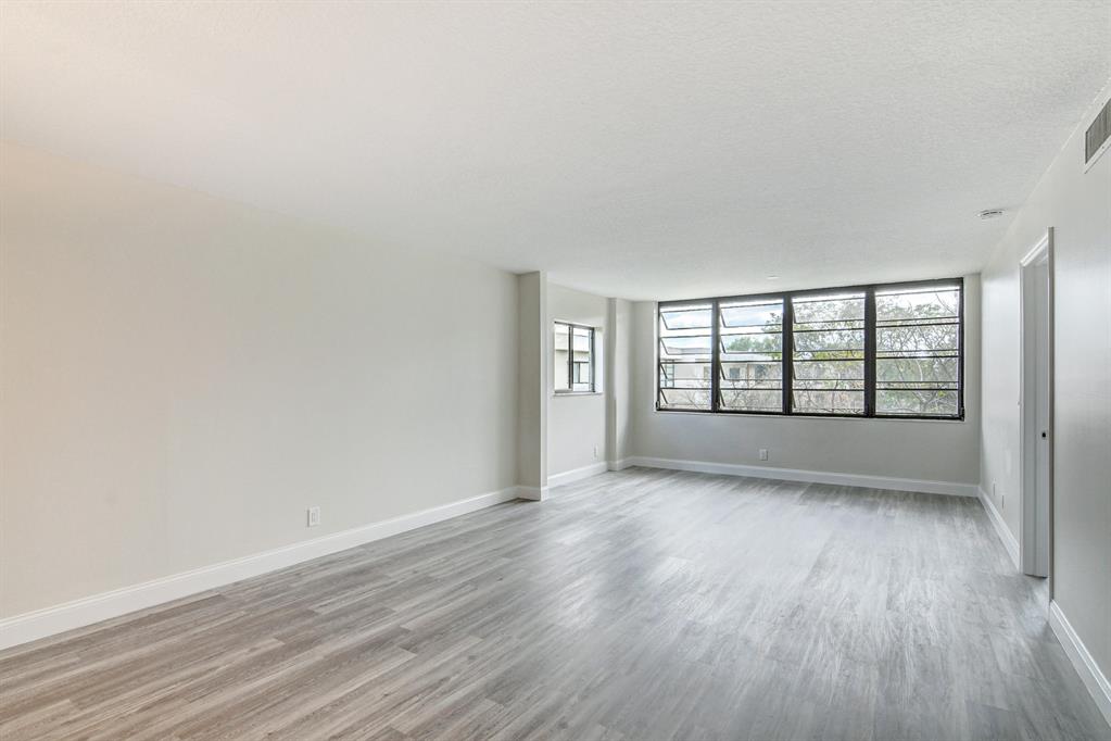 LAKES OF DELRAY - Residential