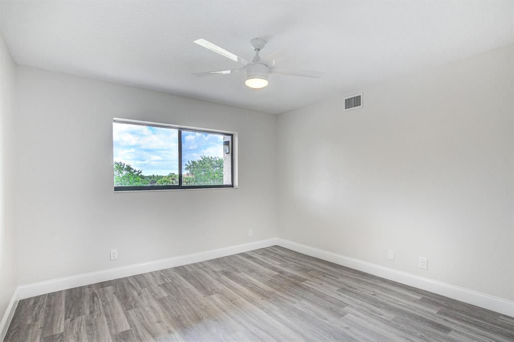 LAKES OF DELRAY - Residential