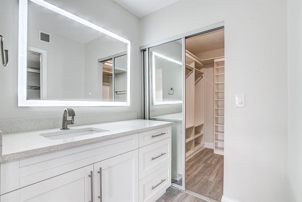 LAKES OF DELRAY - Residential