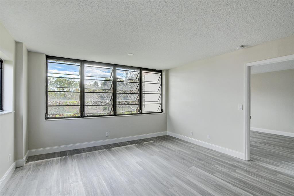 LAKES OF DELRAY - Residential