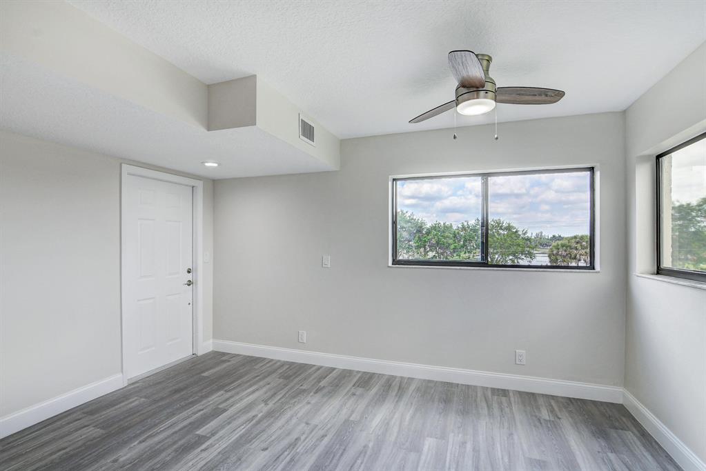 LAKES OF DELRAY - Residential