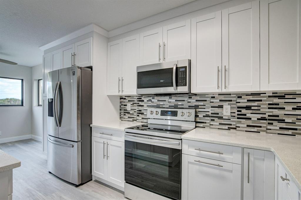 LAKES OF DELRAY - Residential