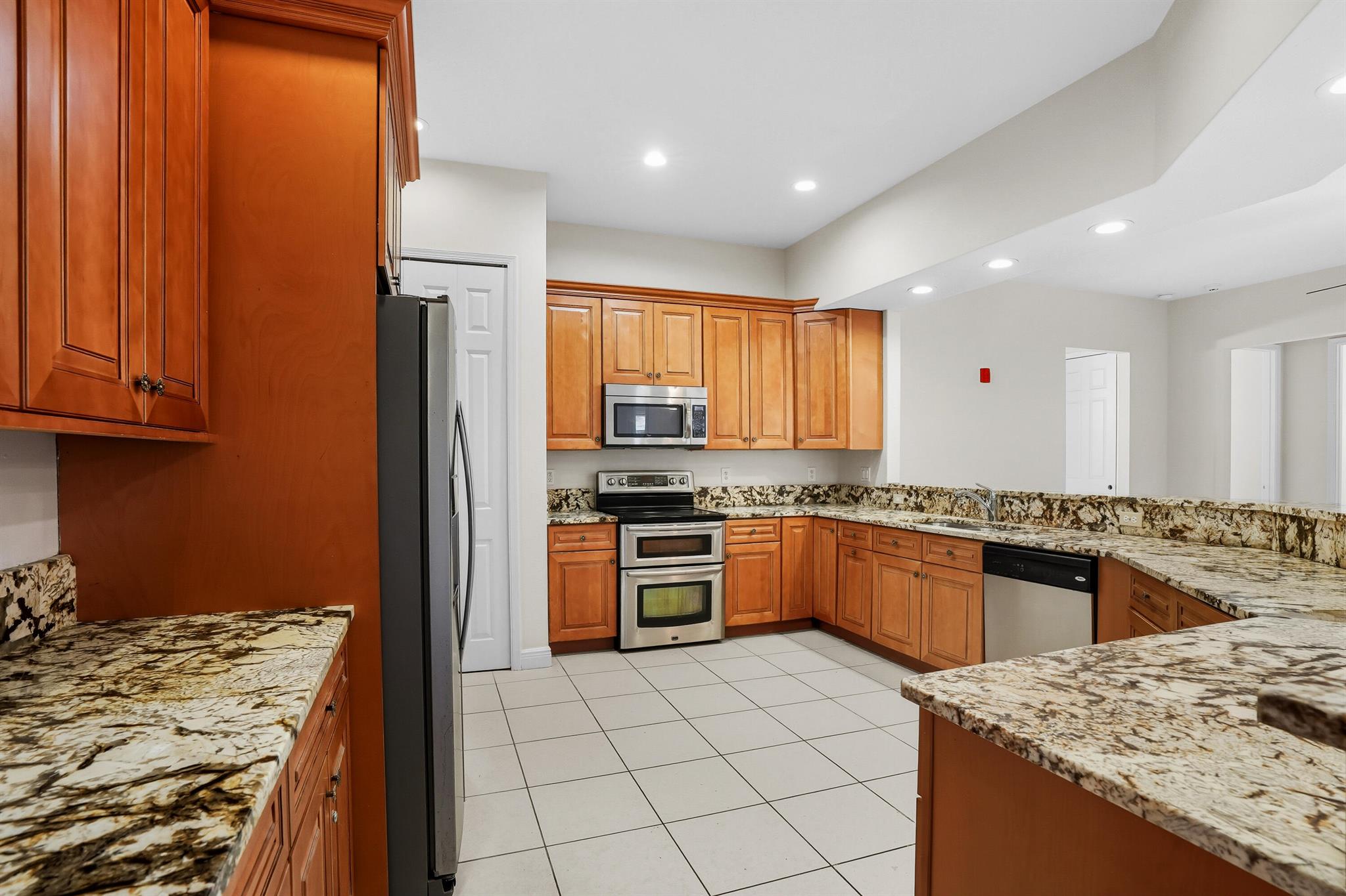 PORT ST LUCIE SECTION 15 - Residential Lease