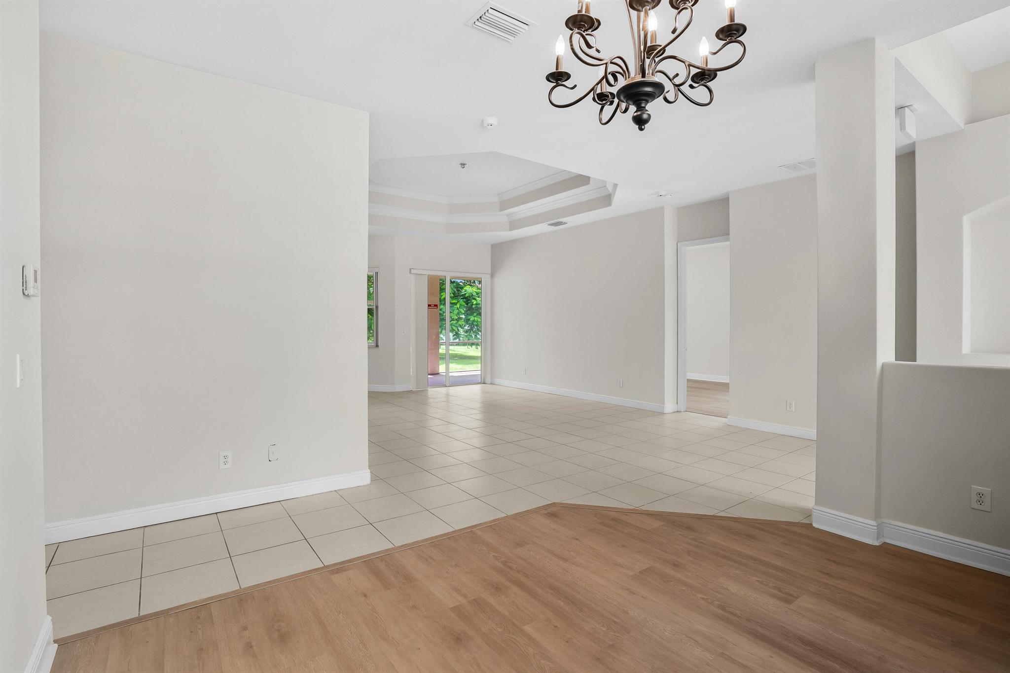 PORT ST LUCIE SECTION 15 - Residential Lease