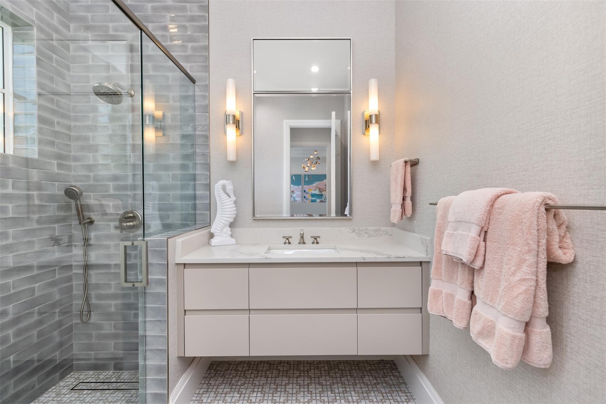 Del Lago Isle 42-2 B - Residential