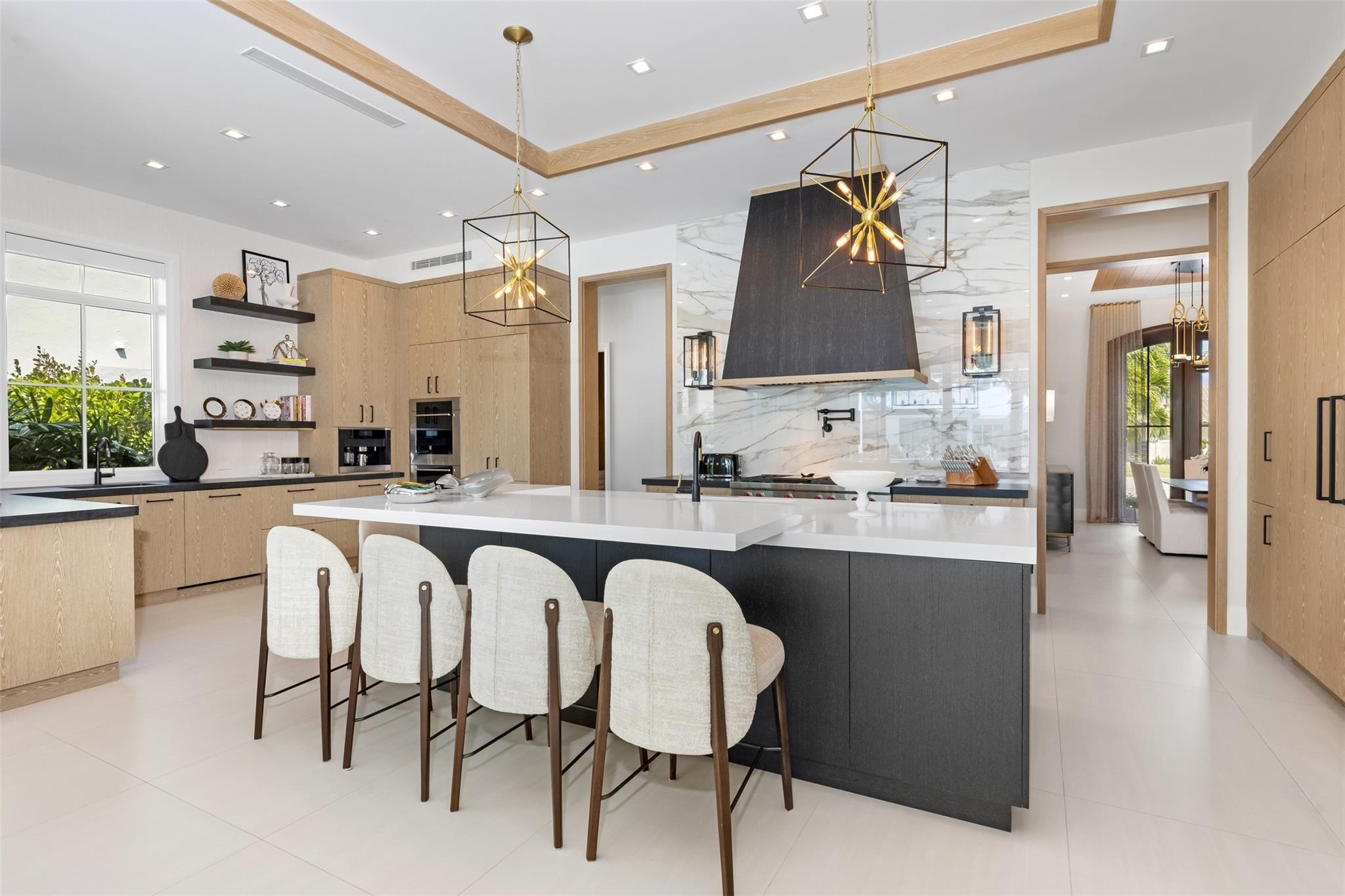 Del Lago Isle 42-2 B - Residential