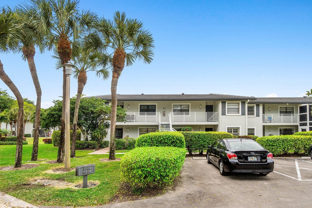 Photo of 34 Southport Lane #A, Boynton Beach, FL 33436 (MLS # R11161533)