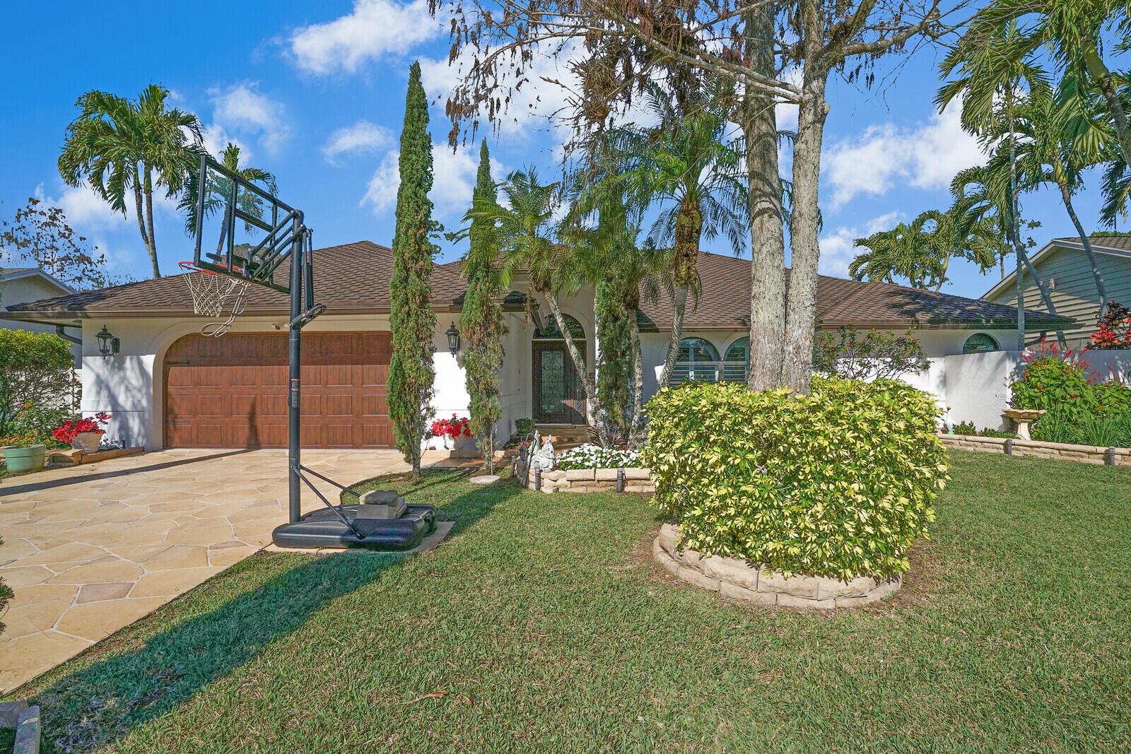 Stunning 4-bedroom, 3-bathroom single-family pool home. This beautifully updated residence boasts a modern kitchen with sleek finishes, a 3-way split floor plan for added privacy, and an open-concept layout perfect for entertaining, two car garage with built-in storage space. Enjoy sunny days in your private pool/hot tub and spacious backyard oasis fully privacy fenced with built in summer kitchen. Conveniently located with easy access to shopping, dining, and top-rated schools, and WEF.